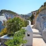 Maridea - Cave *