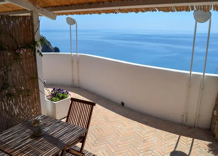 Maridea - Cave Apartment Ponza